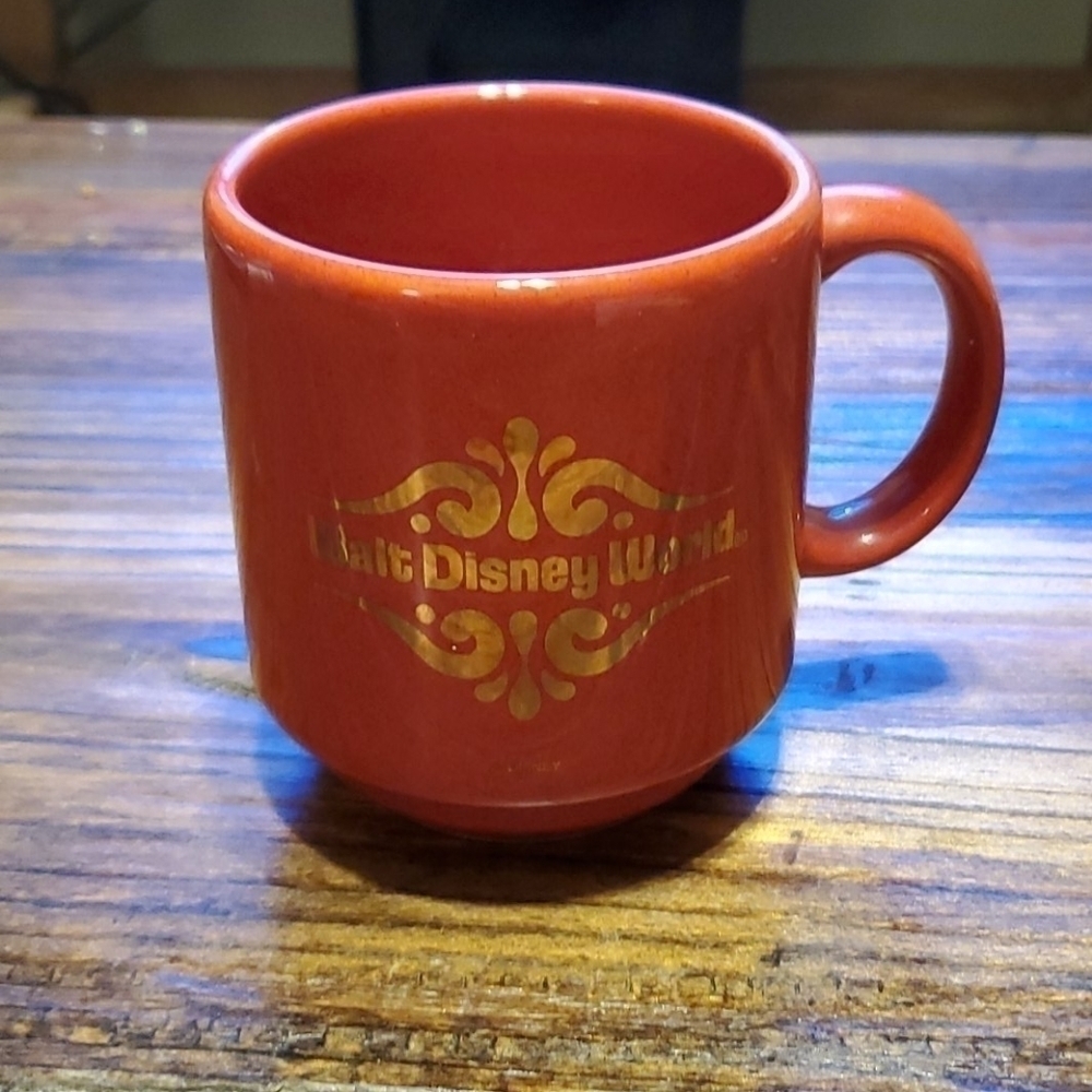𝅺WALT Disney World Red Coffee Tea Mug